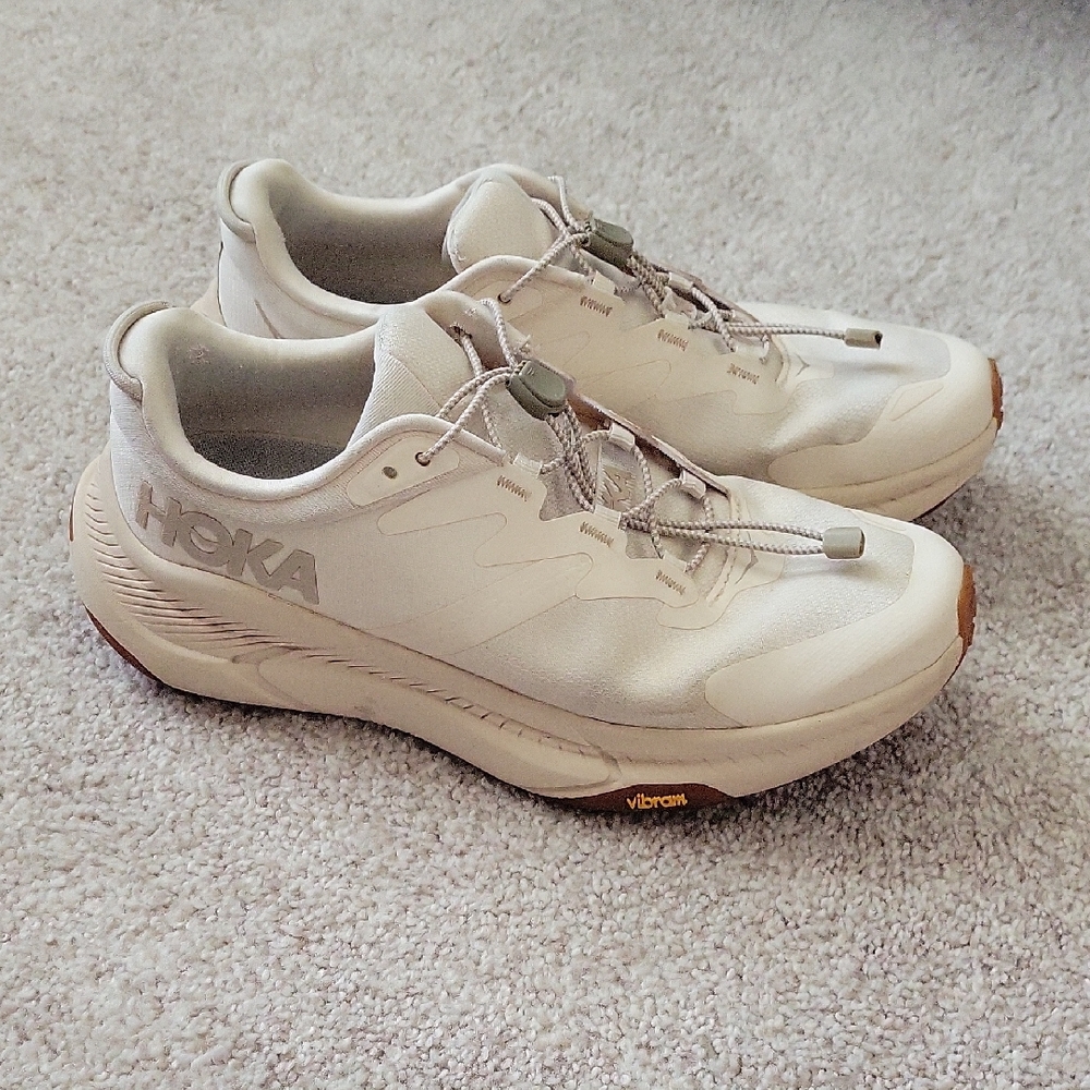 Hoka Transport